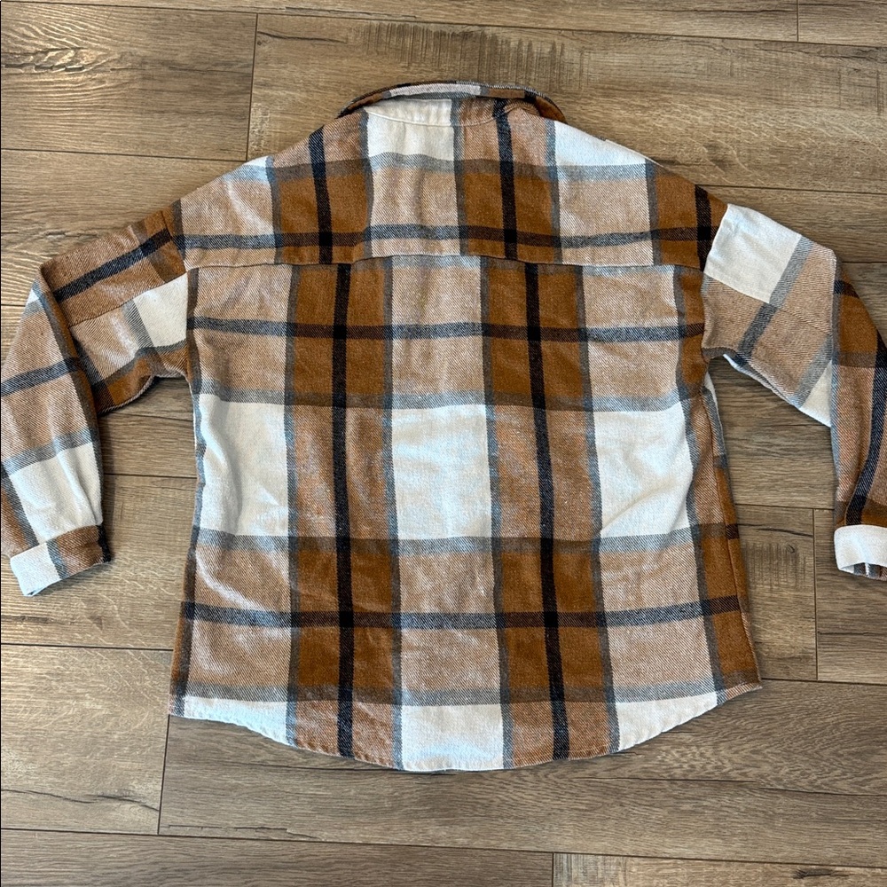 Plaid Oversized Button-Up Shacket - image 4
